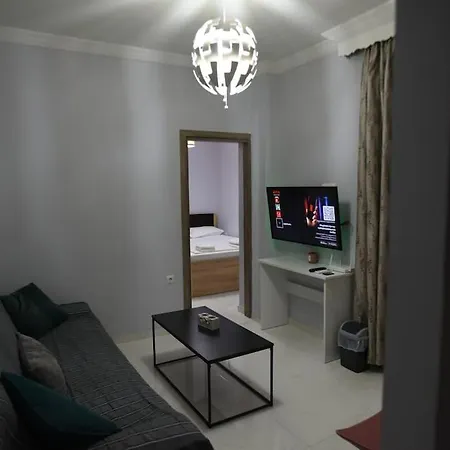 Cozy Vibes In The Heart Of Apartment Thessaloniki
